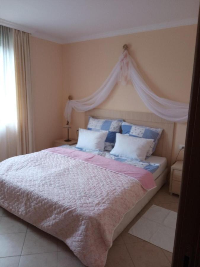 Private Holiday Flat By Seaside - Santa Marina- Szozopol Kültér fotó